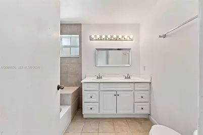 1301 SE 5th Ct, Dania Beach, FL 33004 - Photo 25