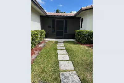 10860 NW 40th St, Coral Springs, FL 33065 - Photo 3