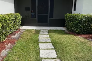 10860 NW 40th St, Coral Springs, FL 33065 - Photo 3