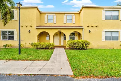 10729 La Placida Dr #3-4, Coral Springs, FL 33065 - Photo 1