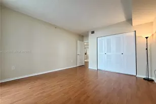 5099 NW 7th St, Miami, FL 33126 - Photo 31