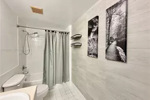 5099 NW 7th St, Miami, FL 33126 - Photo 25