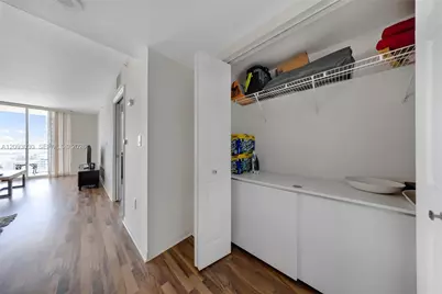 1155 Brickell Bay Dr #2207, Miami, FL 33131 - Photo 5