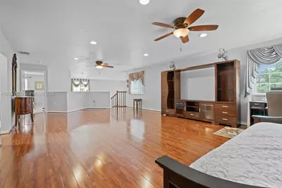 12724 NW 18th Ct, Pembroke Pines, FL 33028 - Photo 29