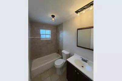 3024-1/2 NW 69th Ct #3D, Fort Lauderdale, FL 33309 - Photo 7
