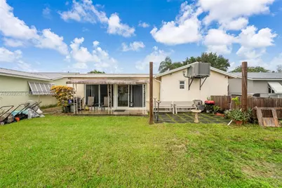 1830 N 54th Ave, Hollywood, FL 33021 - Photo 23