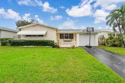 1830 N 54th Ave, Hollywood, FL 33021 - Photo 1
