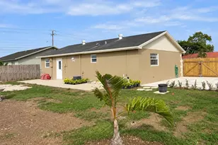 34 SW 17th Ave, Homestead, FL 33030 - Photo 3