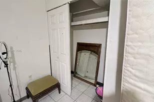 551 NE 159th St, Miami, FL 33162 - Photo 19