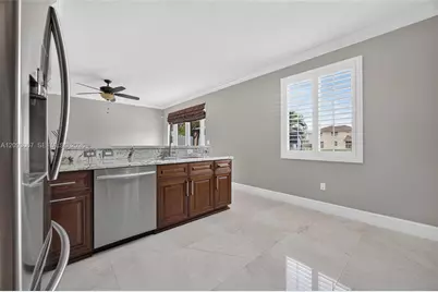 21043 SW 92nd Pl, Cutler Bay, FL 33189 - Photo 19