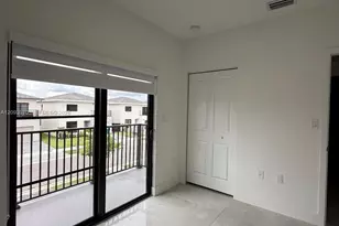 1373 NW 1st St, Florida City, FL 33034 - Photo 5