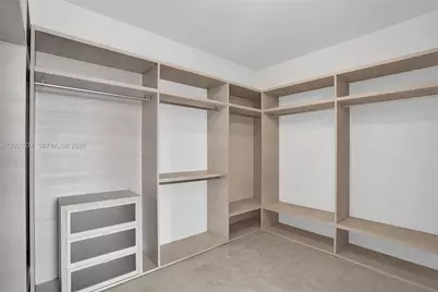 88 SW 7th St #4011, Miami, FL 33130 - Photo 15