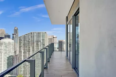 88 SW 7th St #4011, Miami, FL 33130 - Photo 17