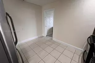 9332 SW 40th Terrace, Miami, FL 33165 - Photo 9