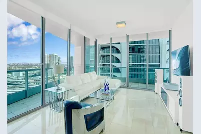 900 Biscayne Blvd #2412, Miami, FL 33132 - Photo 3