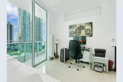 900 Biscayne Blvd #2412, Miami, FL 33132 - Photo 15