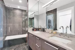 900 Biscayne Blvd, Miami, FL 33132 - Photo 17