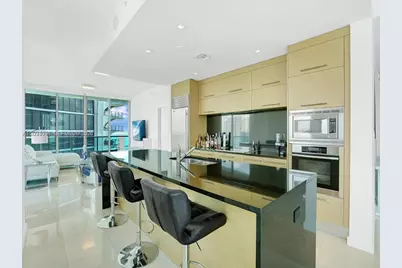 900 Biscayne Blvd #2412, Miami, FL 33132 - Photo 7
