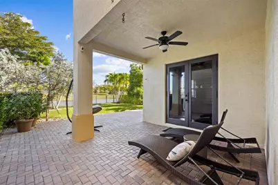 697 NE 193rd Ter, Miami, FL 33179 - Photo 27