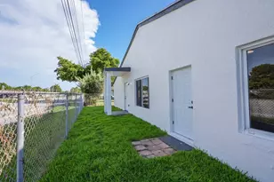 18814 NW 46th Ave, Miami Gardens, FL 33055 - Photo 27