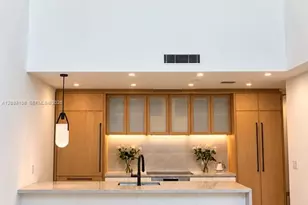 2200 Brickell Ave, Miami, FL 33129 - Photo 3