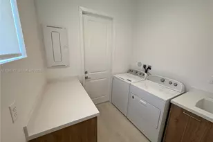 5796 SW 104th Terrace, Cooper City, FL 33328 - Photo 13