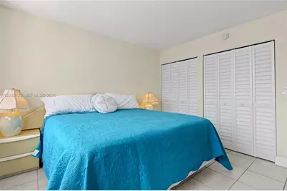 [Address not provided], Hallandale Beach, FL 33009 - Photo 21