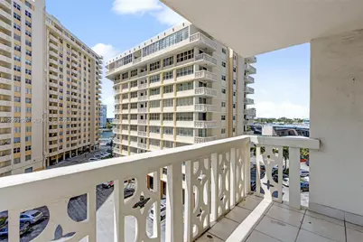 [Address not provided], Hallandale Beach, FL 33009 - Photo 33