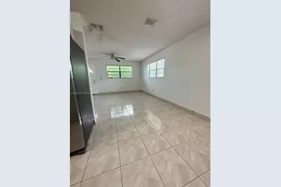 11610 SW 181st St, Miami, FL 33157 - Photo 3