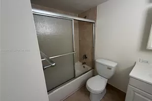 17121 N Bay Rd, Sunny Isles Beach, FL 33160 - Photo 15