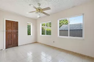 135 SW 27th Rd, Miami, FL 33129 - Photo 13