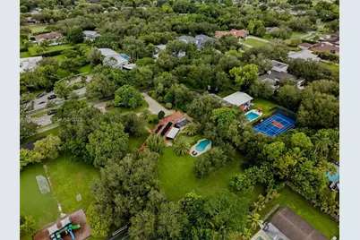 9801 SW 96th St, Miami, FL 33176 - Photo 51