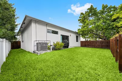 808 NW 5th Ter, Hallandale Beach, FL 33009 - Photo 29