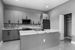808 NW 5th Terrace, Hallandale Beach, FL 33009 - Photo 11