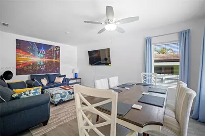 836 NW 33rd Ave, Miami, FL 33125 - Photo 5