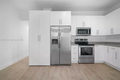 836 NW 33rd Ave, Miami, FL 33125 - Photo 39