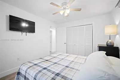 836 NW 33rd Ave, Miami, FL 33125 - Photo 45