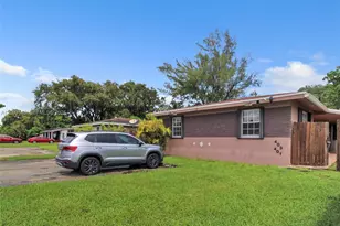 401 - 403 SW 4th Terrace, Hallandale Beach, FL 33009 - Photo 7