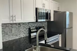 14847 SW 104th St, Miami, FL 33196 - Photo 9