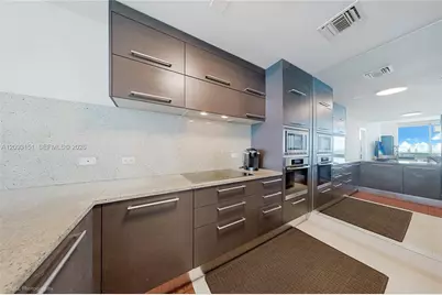 900 Biscayne Blvd #2602, Miami, FL 33132 - Photo 5