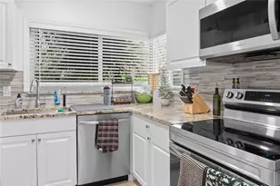1810 NE 15th Ave, Fort Lauderdale, FL 33305 - Photo 7