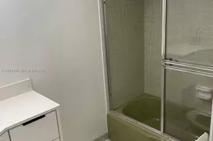 1601 NE 191st St, Miami, FL 33179 - Photo 13