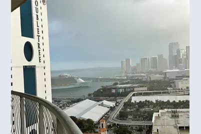 1750 N Bayshore Dr #2810, Miami, FL 33132 - Photo 11