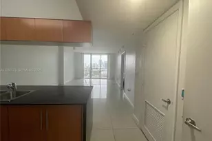 1750 N Bayshore Dr, Miami, FL 33132 - Photo 23