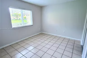 3398 NE 9th Dr, Homestead, FL 33033 - Photo 5