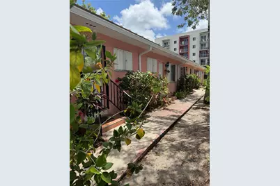 1020 SW 5th St #4, Miami, FL 33130 - Photo 1