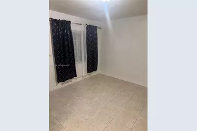 1020 SW 5th St #4, Miami, FL 33130 - Photo 5