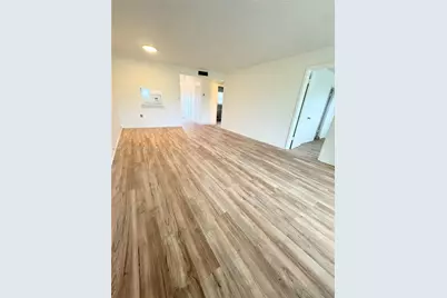 8500 Sunrise Lakes Blvd #103, Sunrise, FL 33322 - Photo 3