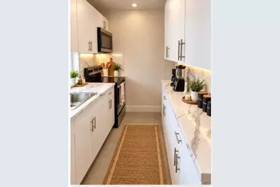 645 Palmetto Dr #3, Miami Springs, FL 33166 - Photo 3