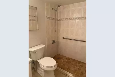 666 W 81st St #127, Hialeah, FL 33014 - Photo 9